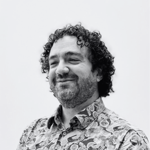 Andrew Andrew Senior Consultant Portrait